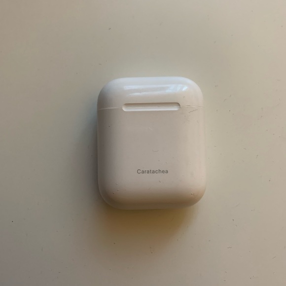 AirPods